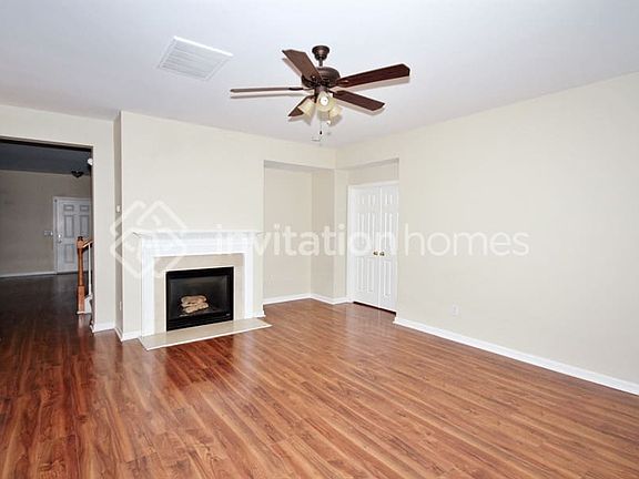 3rd image of 1003 Rock Hill Pkwy