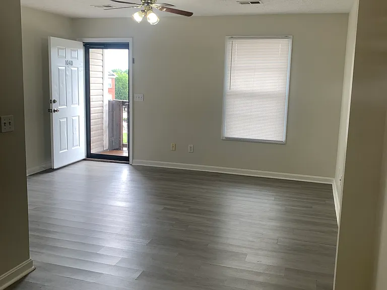 104 Aiden Ct — Photo 9