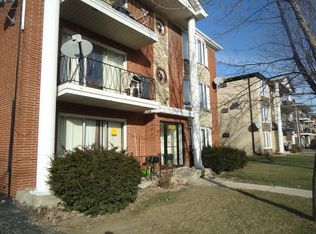 8130 Marion Dr APT 1W, Justice, IL 60458