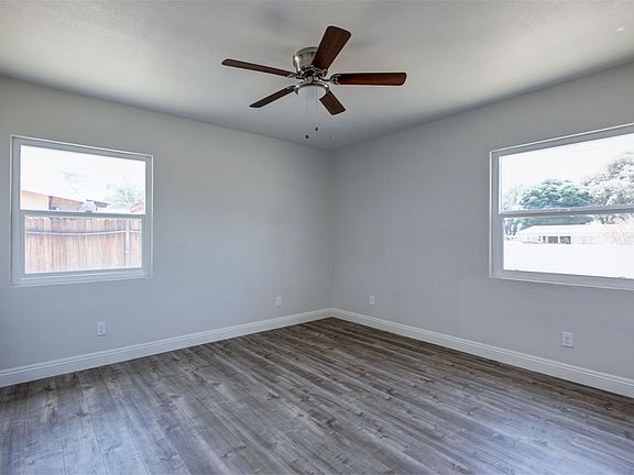 4th image of 2277 Broadway Ave