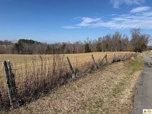 3rd image of 304 N Cape Rd