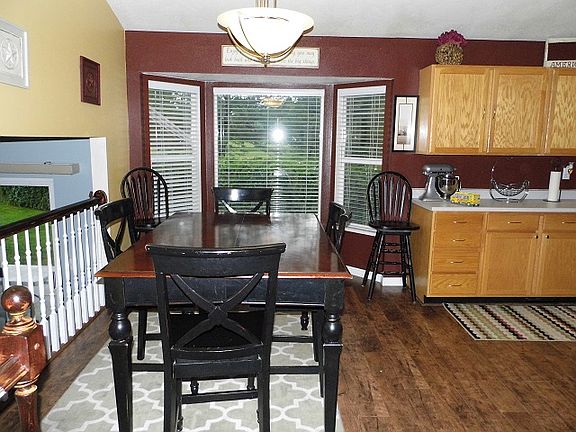 4th image of 5127 W Wormwood Dr