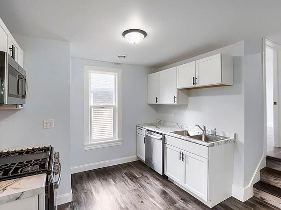 5th image of 691 Burr St #2