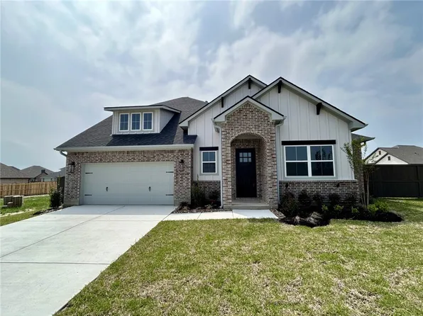 5000 Booth Falls Trl, Bryan, TX 77802