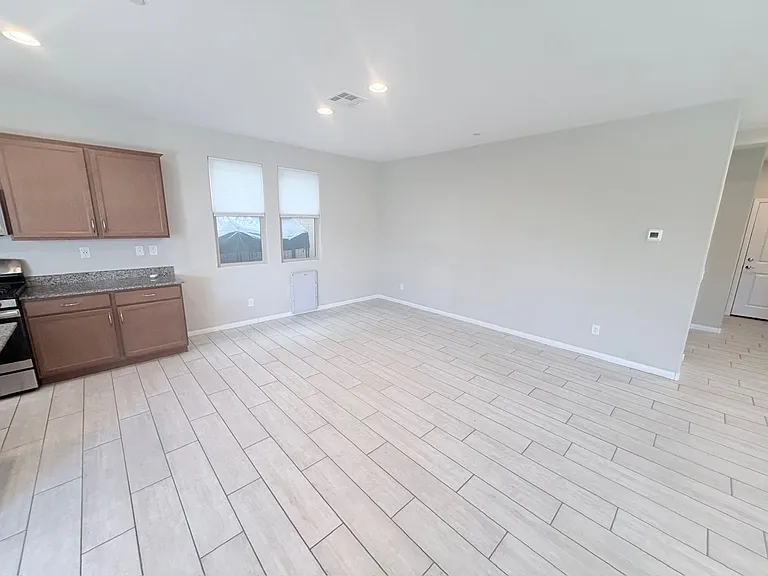 10025 Desert Bighorn Ct — Photo 18