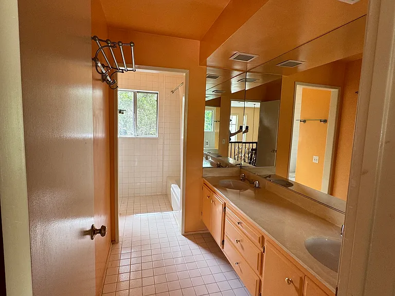 3045 Arrowhead Dr — Photo 6