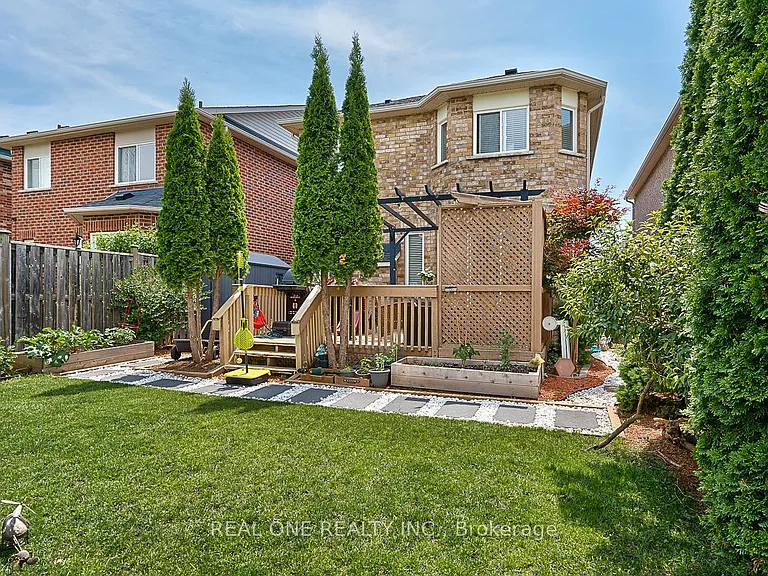 5881 Blue Spruce Ave — Photo 29