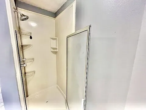 8102 Sherman Ave — Photo 9