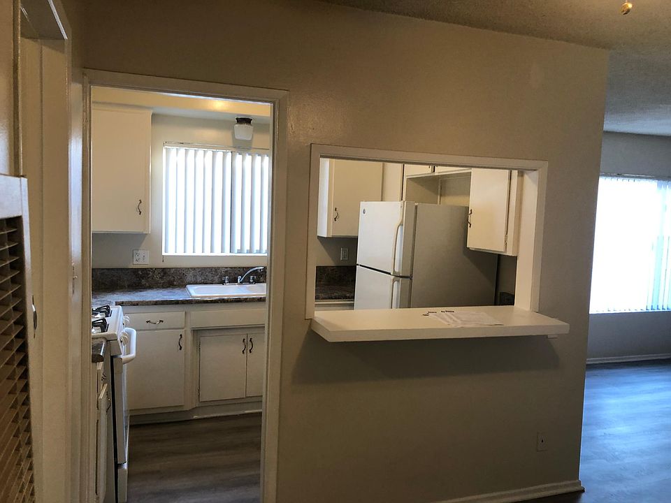 1st image of 11939 Albers St APT 9