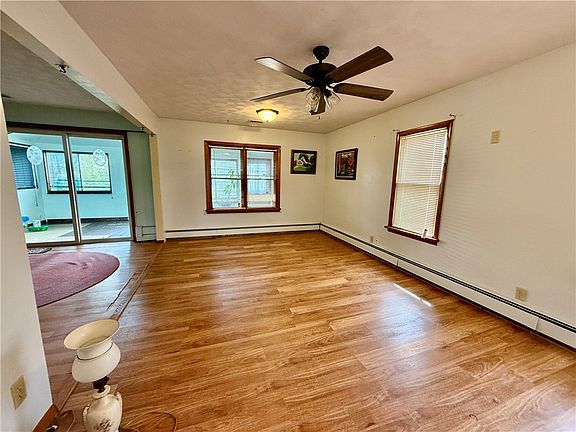 5th image of 2949 Burgener Ct