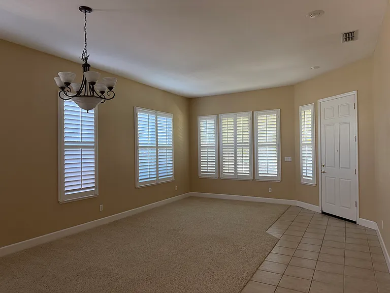 3917 Lakeside Dr — Photo 2