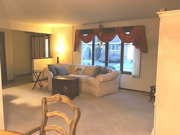 4th image of 7307 154th St