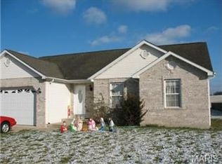 520 Sierra Ridge Ave, Pacific, MO 63069