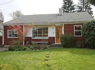 11722 26th Ave NE, Seattle, WA 98125