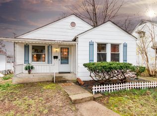 1020 N 3rd St, Saint Charles, MO 63301