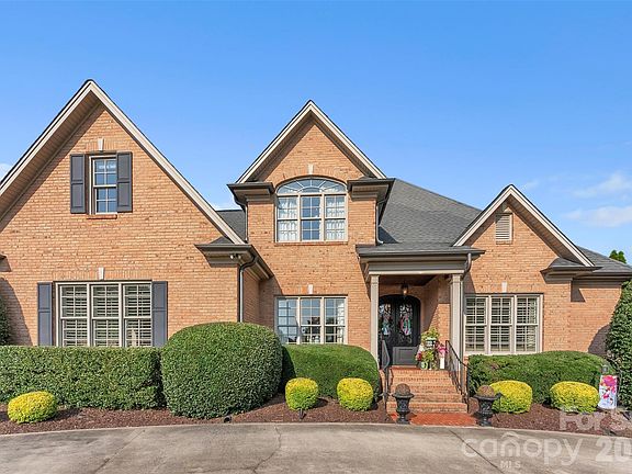 5th image of 3759 Sand Wedge Dr