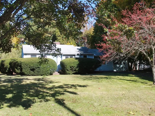 71 Old Washington St, Hanover, MA 02339