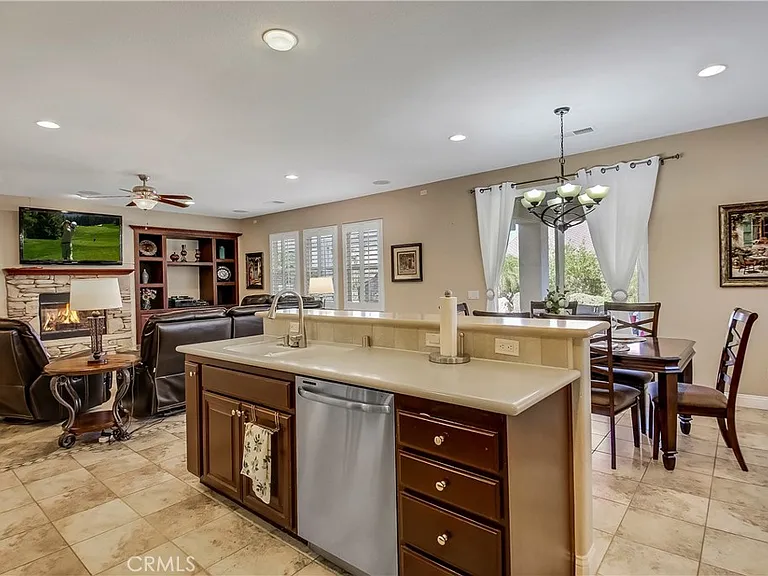 41424 Trumble Ct — Photo 26