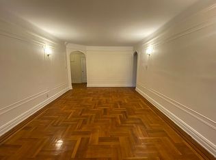 41-15 46th St #2E, Sunnyside, NY 11104
