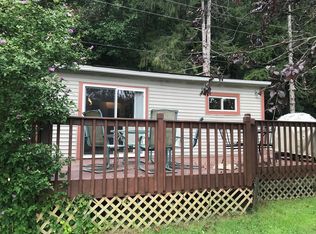 1529 Fishermans Cove Rd, Polk, PA 16342