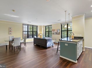 444 W Broad St UNIT 314, Falls Church, VA 22046