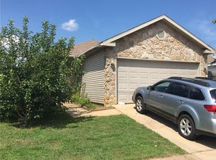 2645 Hampshire Ave, Springdale, AR 72764