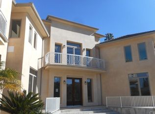 17272 Oak View Dr, Encino, CA 91316