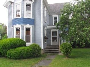 39 Oswego St, Camden, NY 13316