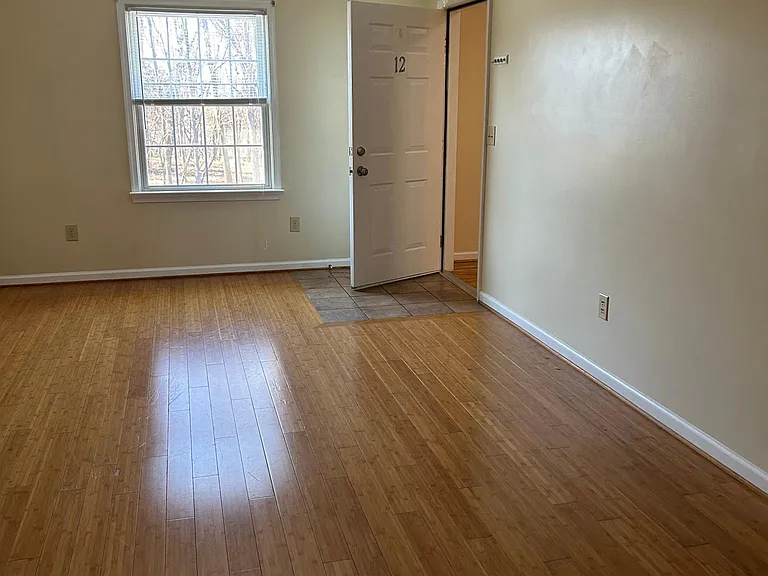 210 Parker Heights Rd #12 — Photo 4