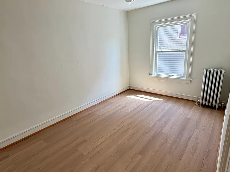 142 Saranac Ave #5 — Photo 5