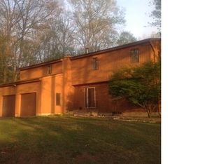 26 Mayflower Dr, Marlborough, CT 06447