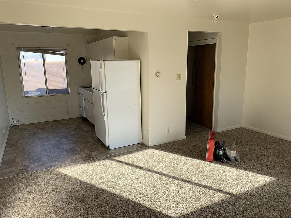 2nd image of 130 Chism St APT 7