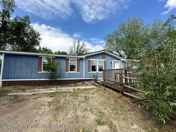 2105 Crockett Dr, Craig, CO 81625