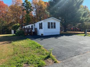 31 Walnut Park Ln, Milton, NY 12547