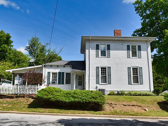 2nd image of 224 Parkway St