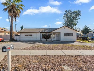 1113 E Acacia Ave, Hemet, CA, 92543