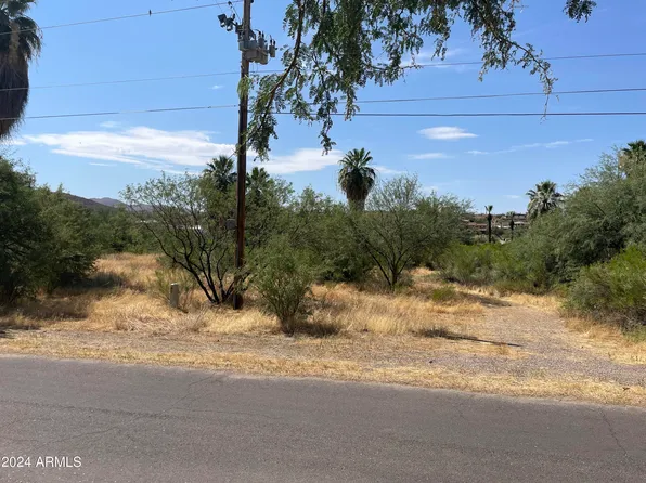 1393 E SILVER KING Road #1, Queen Valley, AZ 85118