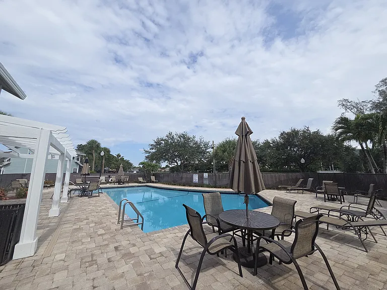 5300 Buckhead Cir — Photo 64