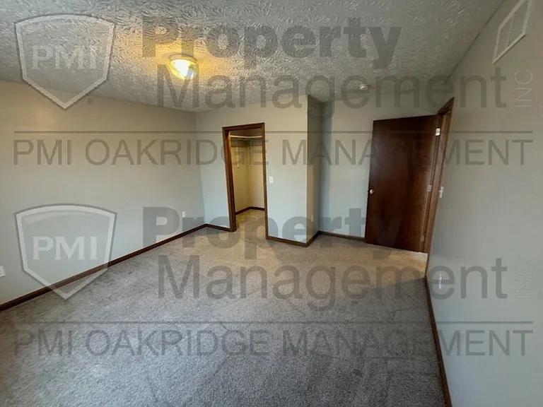 771 Meadow Glen Ave — Photo 12