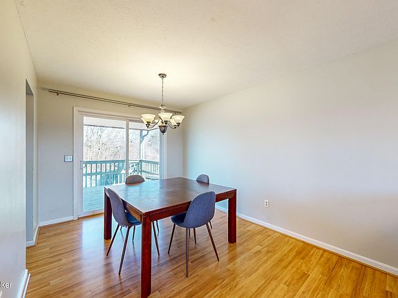 5th image of 115 Whisbrook Ave