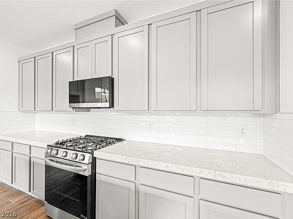 7th image of this home