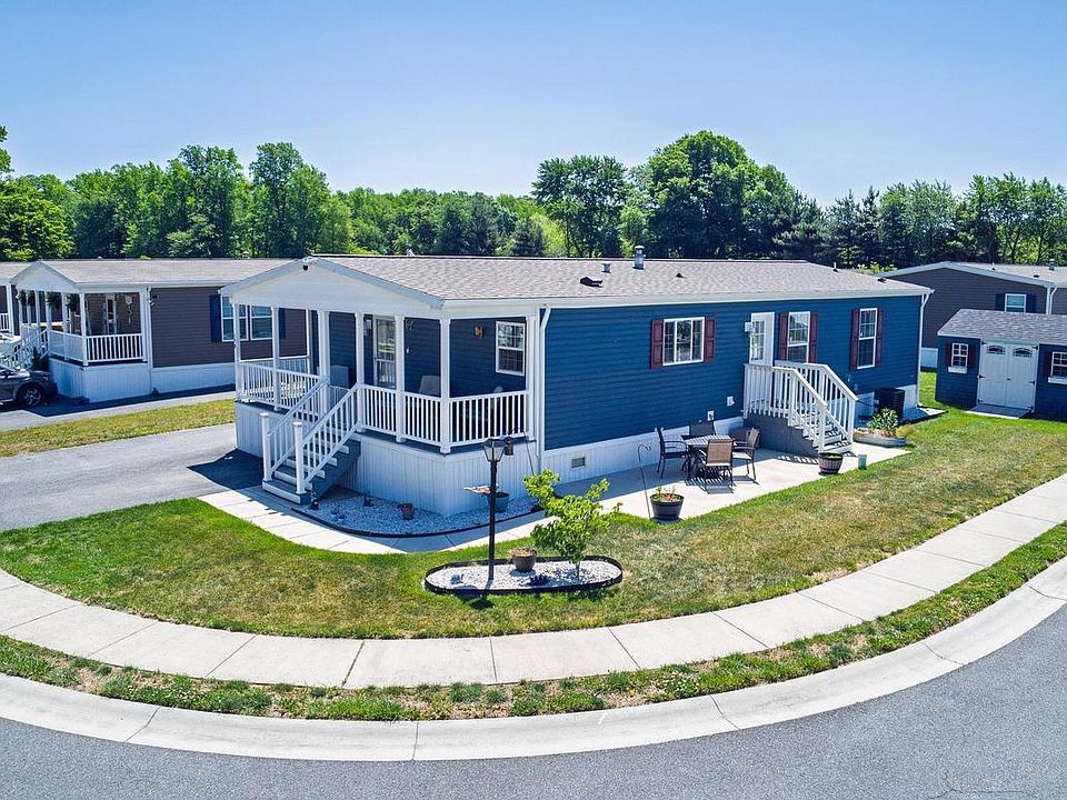 1st image of 198 Indigo Cir