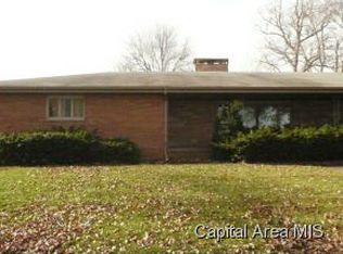 1009 State Route 121, Lincoln, IL 62656