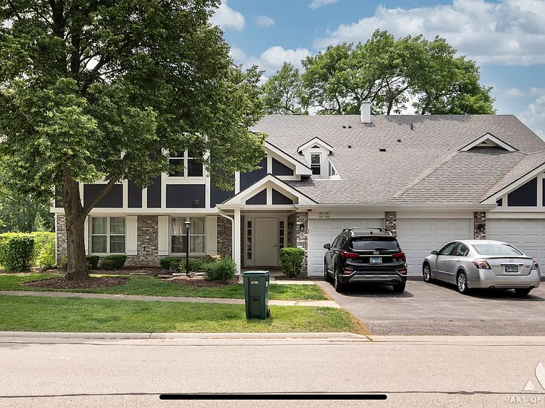 257 Coventry Cir — Photo 1