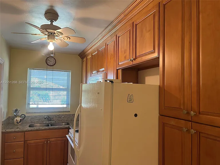 501 Blue Heron Dr #306A — Photo 17