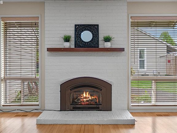 5th image of 4880 SW Wembley Pl