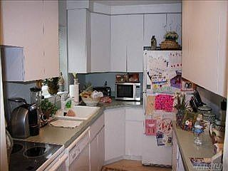 2nd image of 126 Albany Blvd #9