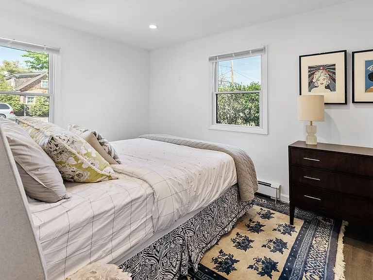 44 Hillcrest Ave — Photo 14