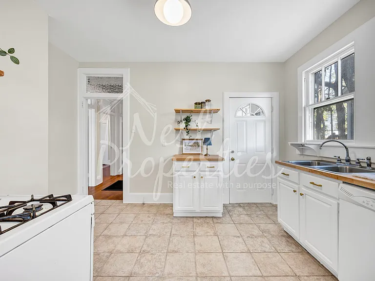 3114 Park St — Photo 8