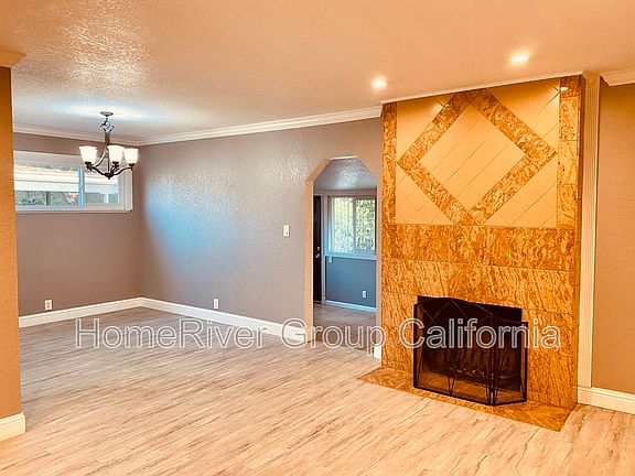 5th image of 4271 De Costa Ave